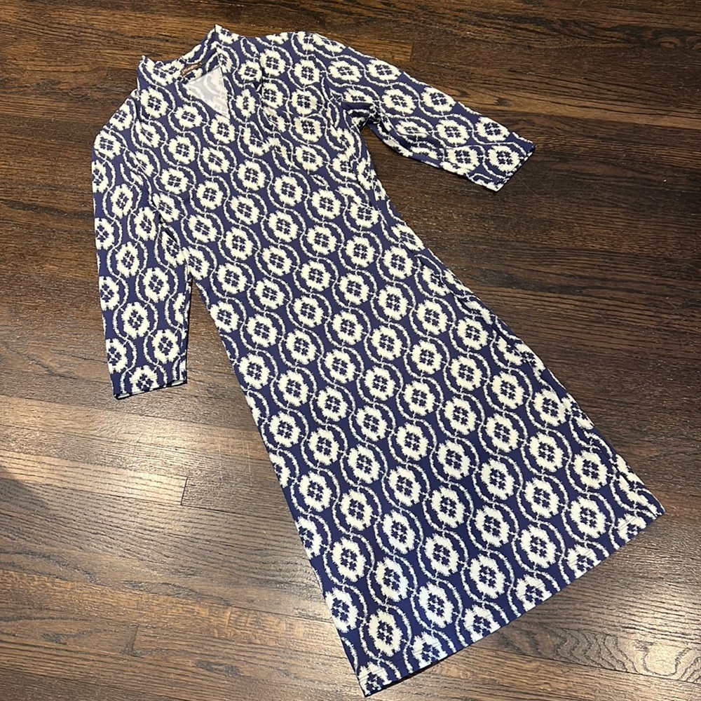 J.McLaughlin Pullover Dress size small navy & white